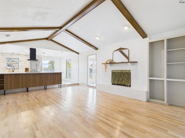 1602 BRENDA HURSH DRIVE, Wichita Falls, TX 76302