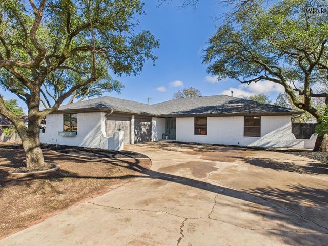 1602 BRENDA HURSH DRIVE, Wichita Falls, TX 76302