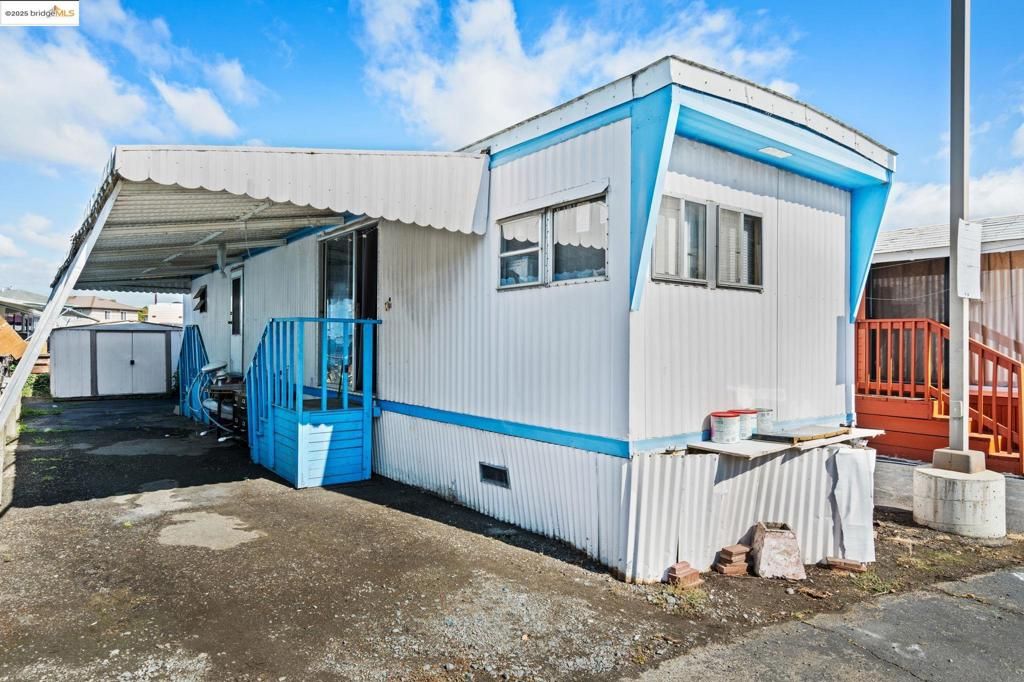 15263 Hesperian Blvd, San Leandro, CA 94578