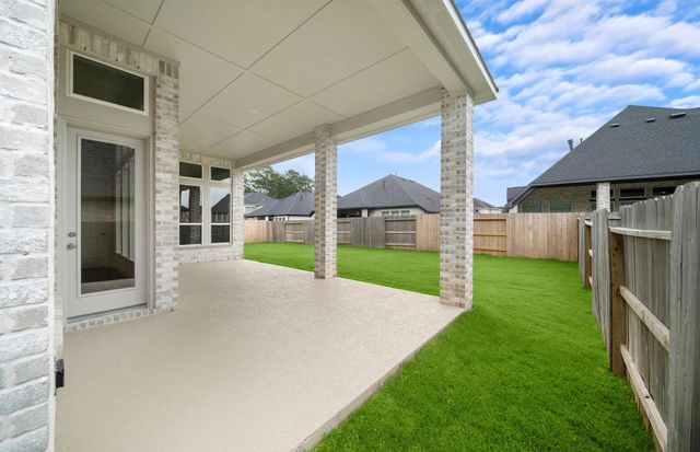 40028 Belted Kingfisher Court, Magnolia, TX 77354