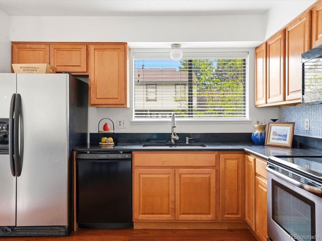 907 S Salida Street, Aurora, CO 80017