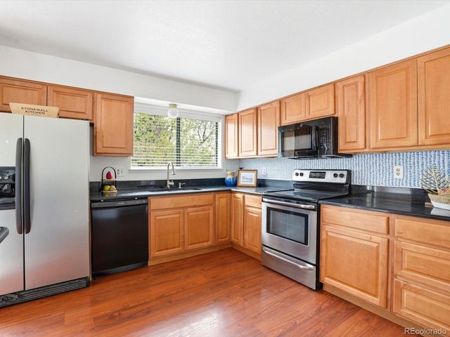 907 S Salida Street, Aurora, CO 80017