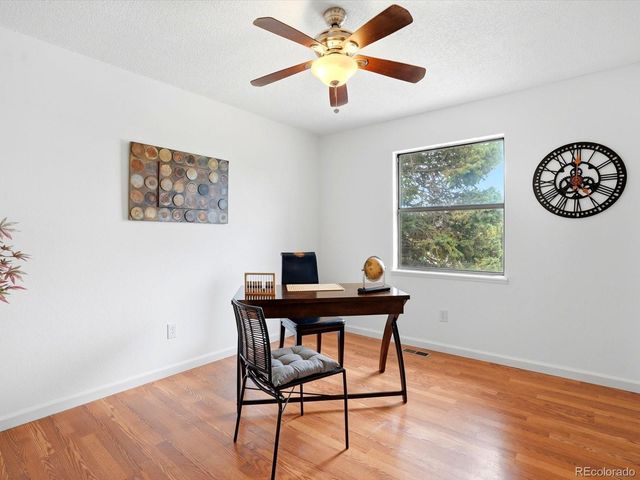 907 S Salida Street, Aurora, CO 80017