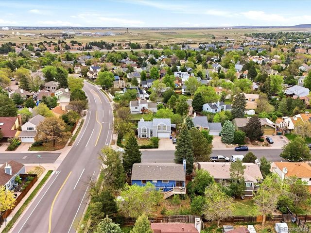 907 S Salida Street, Aurora, CO 80017