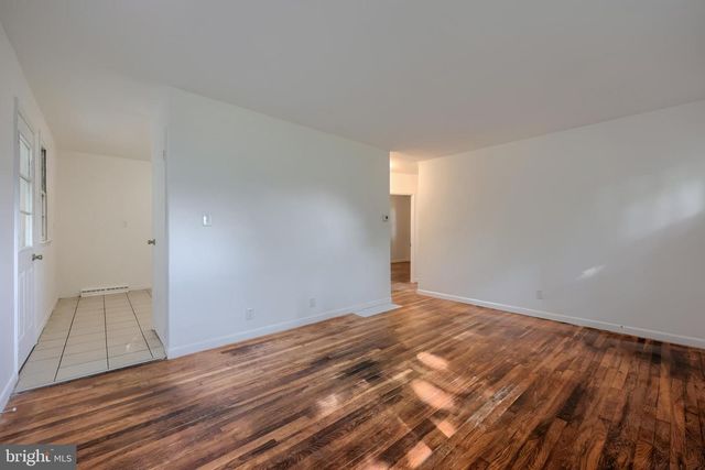 259 COMPASS RD, Parkesburg, PA 19365