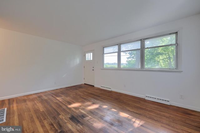 259 COMPASS RD, Parkesburg, PA 19365