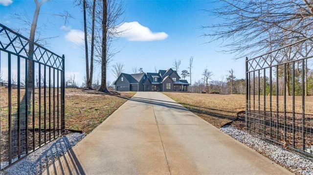 285 Dial Mill Road, Oxford, GA 30054