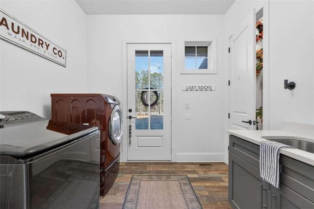 285 Dial Mill Road, Oxford, GA 30054