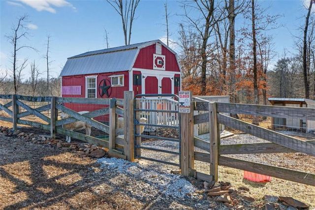 285 Dial Mill Road, Oxford, GA 30054