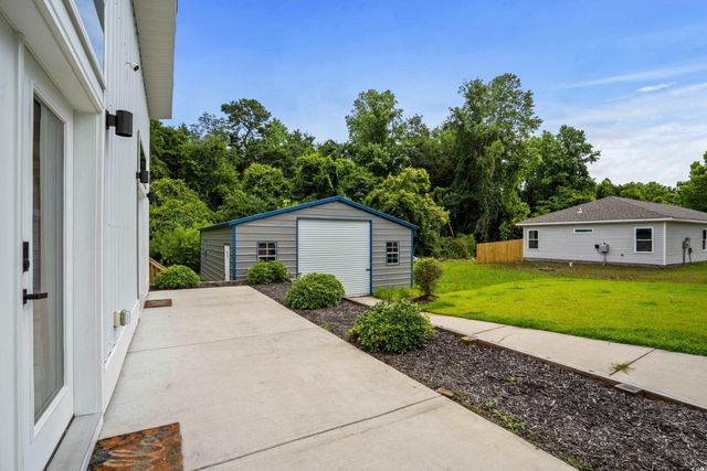 709 Highway 90, Conway, SC 29526