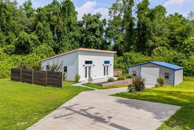 709 Highway 90, Conway, SC 29526