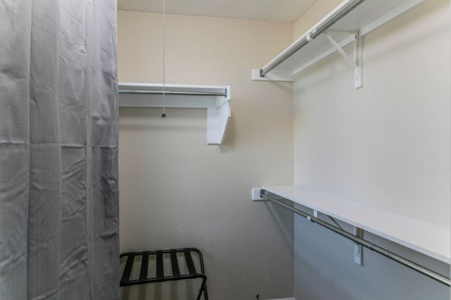 226 Yale Boulevard, Glenn Heights, TX 75154