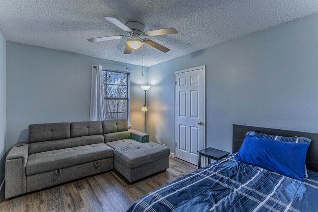 226 Yale Boulevard, Glenn Heights, TX 75154