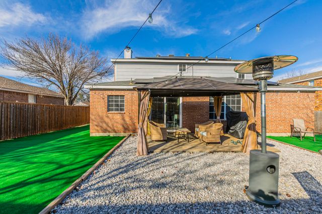 226 Yale Boulevard, Glenn Heights, TX 75154