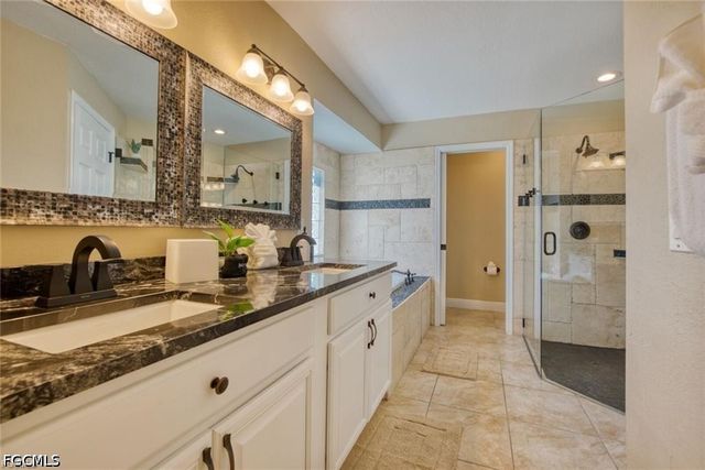 1807 SW 48th LN, Cape Coral, FL 33914