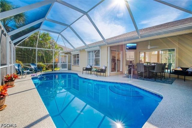 1807 SW 48th LN, Cape Coral, FL 33914
