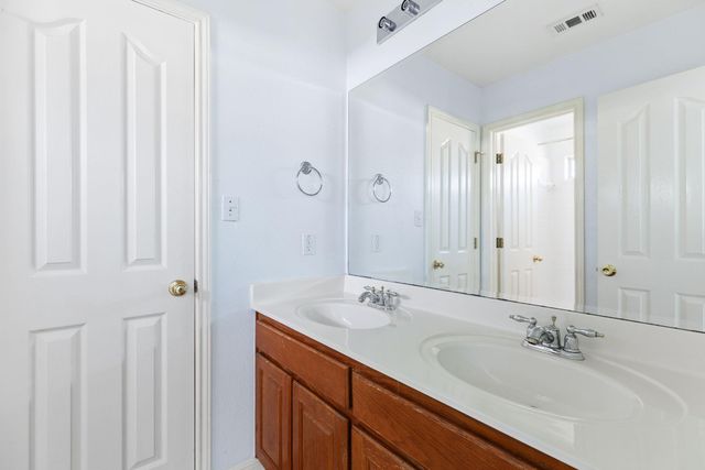 2944 Clinton PL, Round Rock, TX 78665