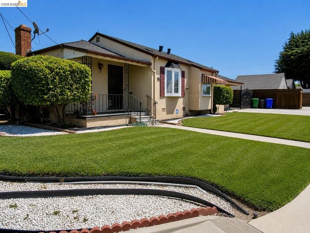 13904 Lark St, San Leandro, CA 94578
