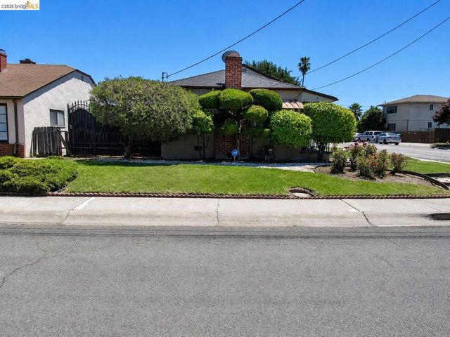 13904 Lark St, San Leandro, CA 94578