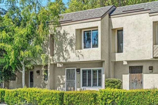 245 N North Singingwood Street 14, Orange, CA 92869