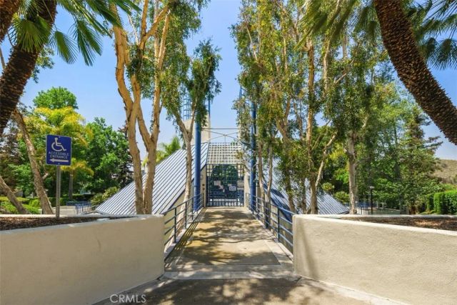 245 N North Singingwood Street 14, Orange, CA 92869