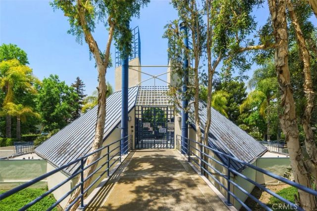 245 N North Singingwood Street 14, Orange, CA 92869