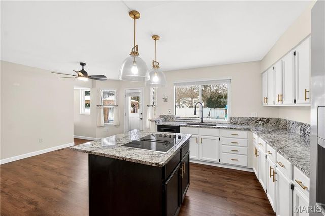 1510 Hudson Landing, St Charles, MO 63303