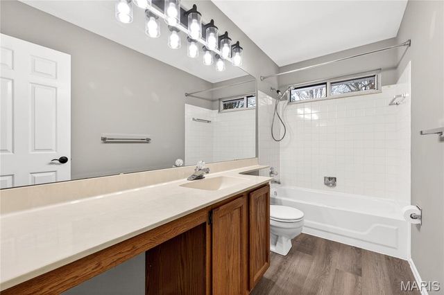 1510 Hudson Landing, St Charles, MO 63303