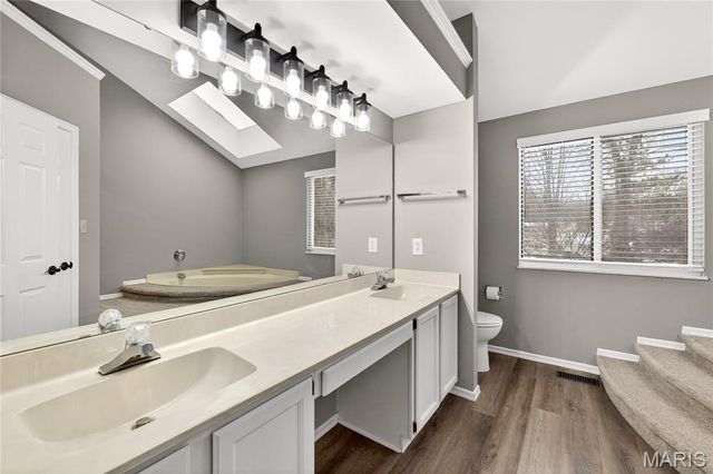 1510 Hudson Landing, St Charles, MO 63303