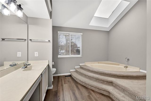 1510 Hudson Landing, St Charles, MO 63303