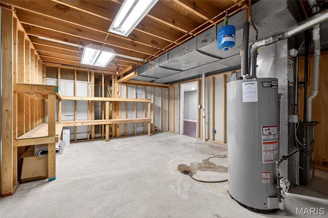 1510 Hudson Landing, St Charles, MO 63303