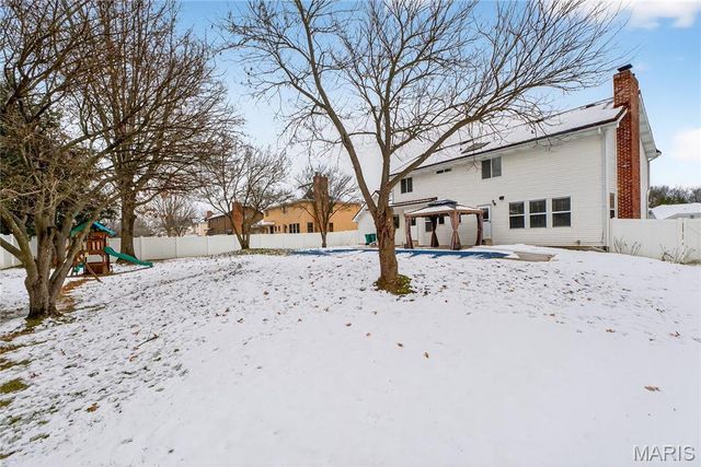 1510 Hudson Landing, St Charles, MO 63303