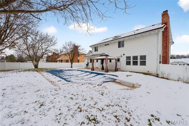 1510 Hudson Landing, St Charles, MO 63303