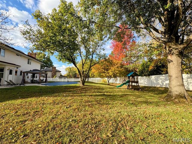 1510 Hudson Landing, St Charles, MO 63303