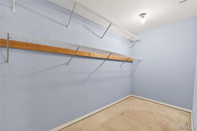 1510 Hudson Landing, St Charles, MO 63303