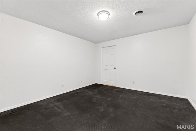 1510 Hudson Landing, St Charles, MO 63303