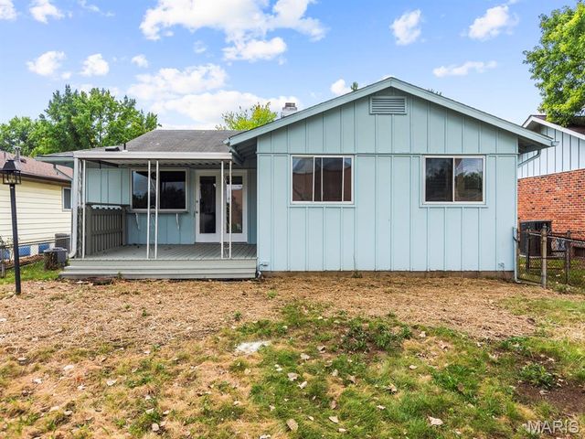 1454 Woodpath Drive, Florissant, MO 63031