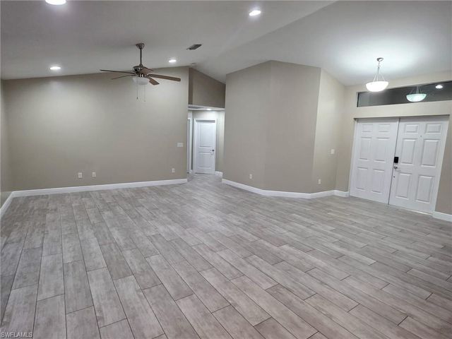 4120 NE 15th PL, Cape Coral, FL 33909