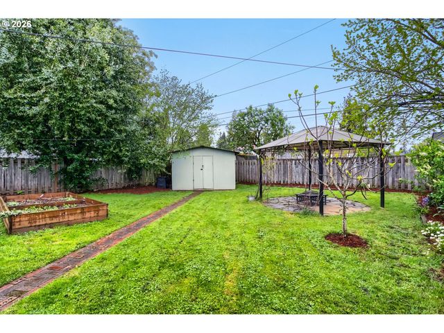 3204 E 29TH St, Vancouver, WA 98661