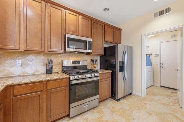 52230 Desert Spoon Court, La Quinta, CA 92253