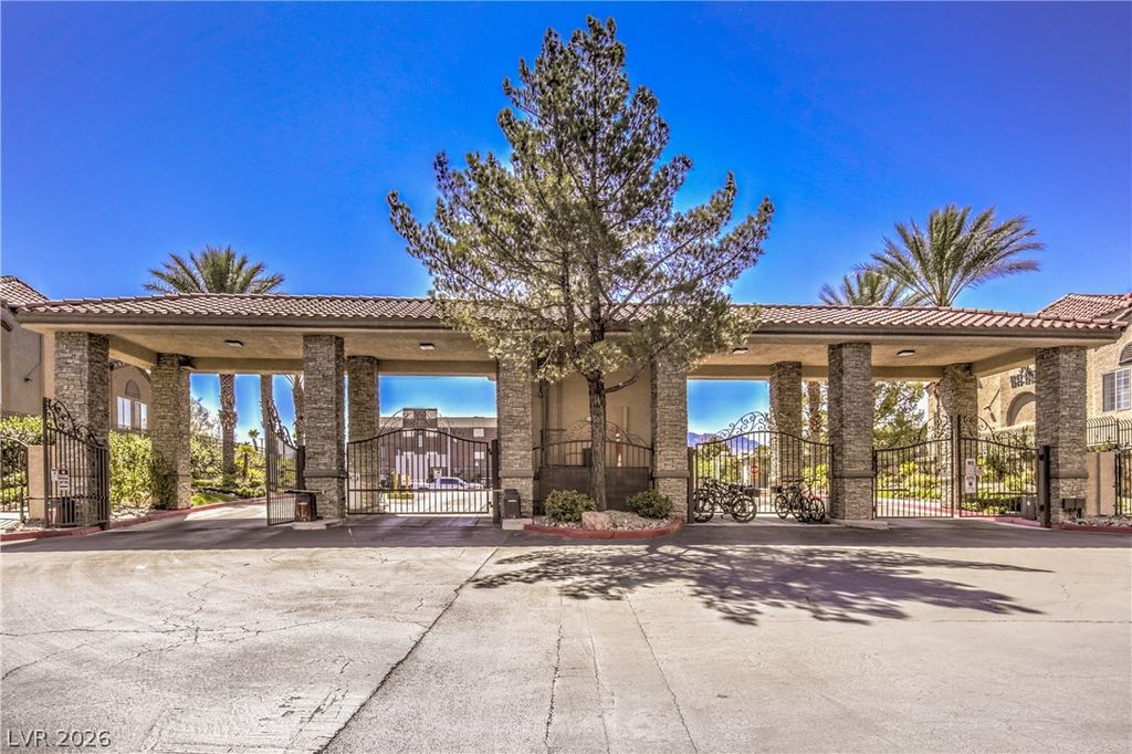 2200 South Fort Apache Road 1029, Las Vegas, NV 89117