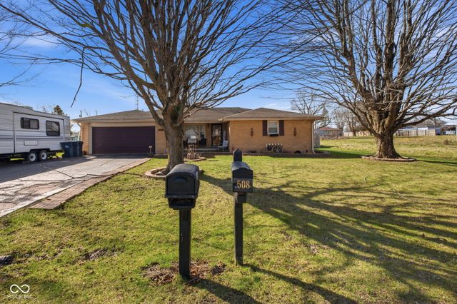 501 S Hardacre Court, New Castle, IN 47362