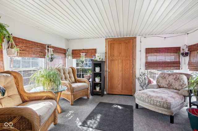 501 S Hardacre Court, New Castle, IN 47362