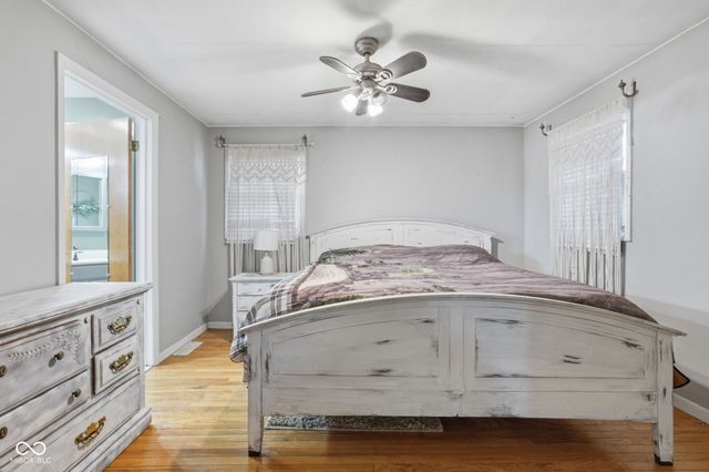 501 S Hardacre Court, New Castle, IN 47362