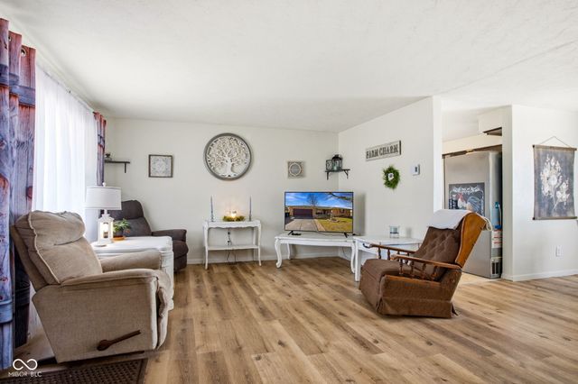 501 S Hardacre Court, New Castle, IN 47362