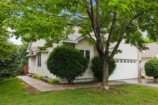 3406 Eagan Oaks Court, Eagan, MN 55123