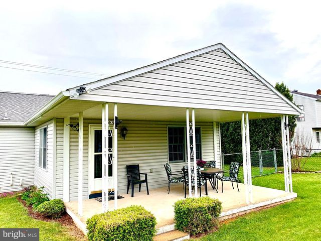 807 JEFFERSON ST, Birdsboro, PA 19508