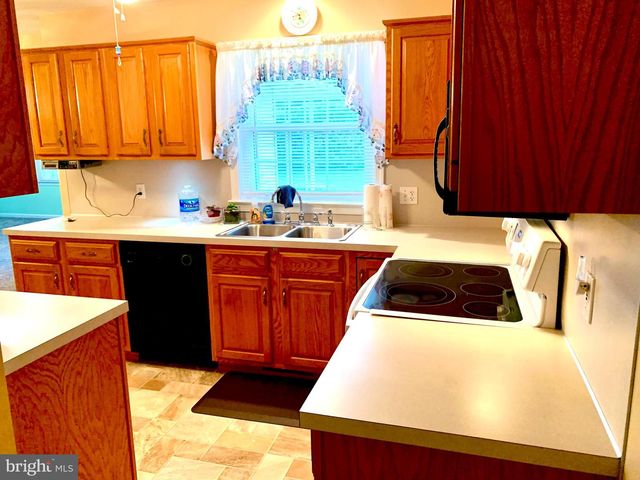 807 JEFFERSON ST, Birdsboro, PA 19508