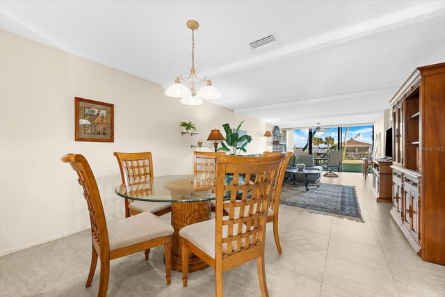 8897 MIDNIGHT PASS ROAD 105, Sarasota, FL 34242