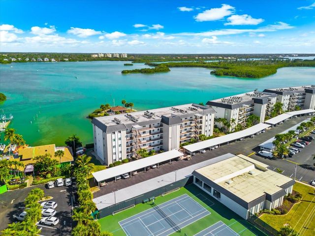 8897 MIDNIGHT PASS ROAD 105, Sarasota, FL 34242